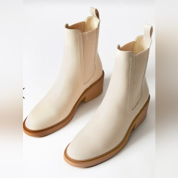 JustFab Loren Chelsea Bootie size 12 - Picture 2 of 3